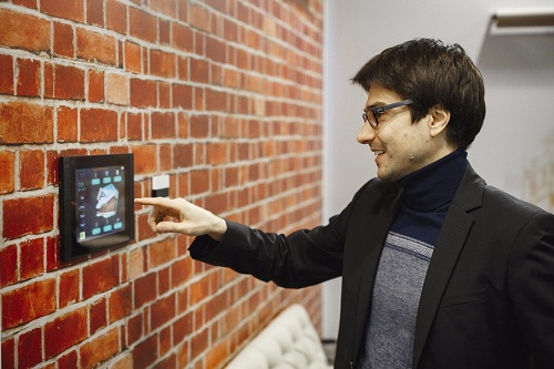 HI-TECH BUILDING