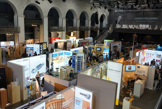 HPLC - International Symposium on High Performance Liquid Phase Separations and Related Techniques 图片 2