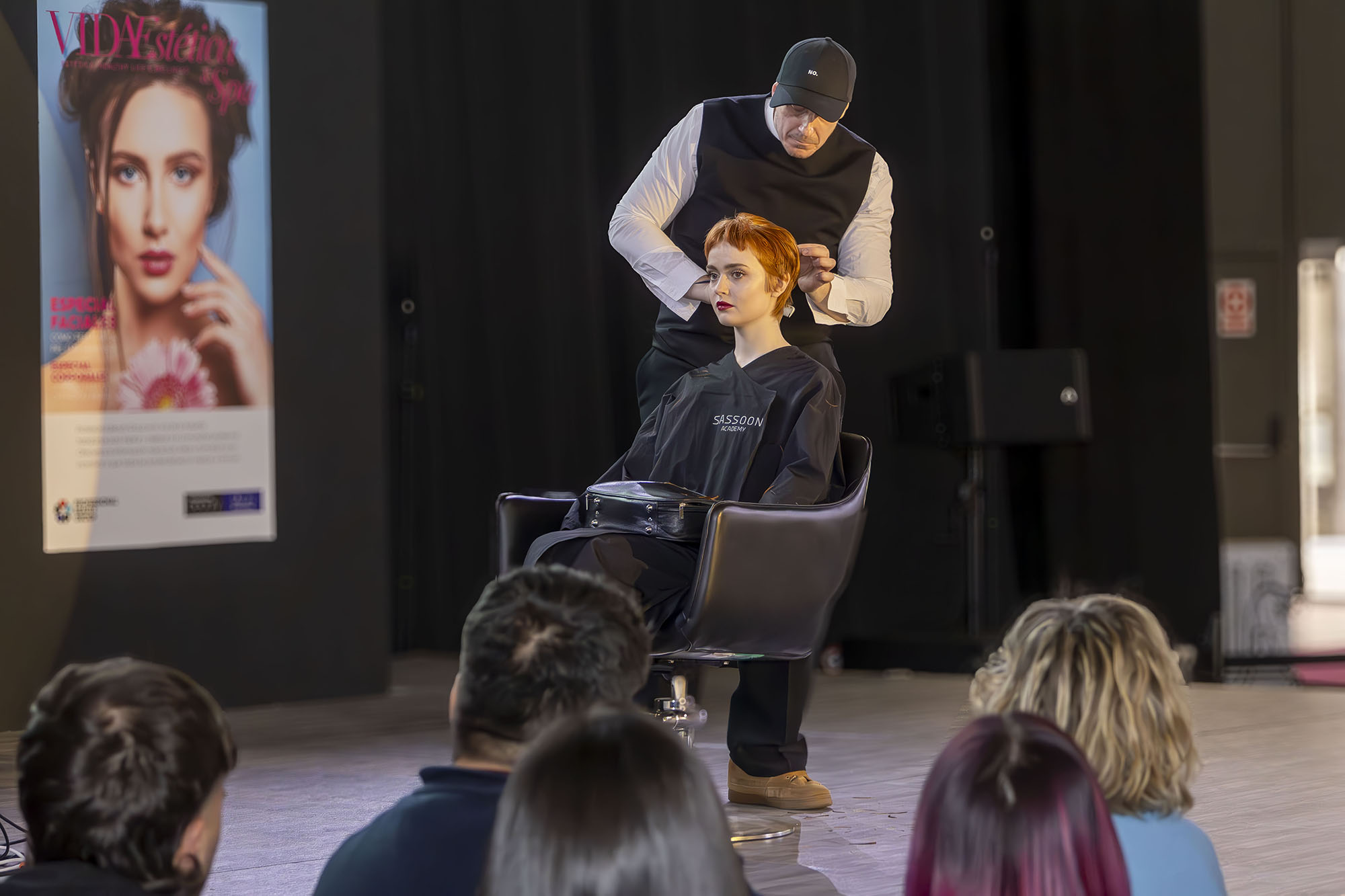 Professional Beauty : Salon International Barcelona 图片 2