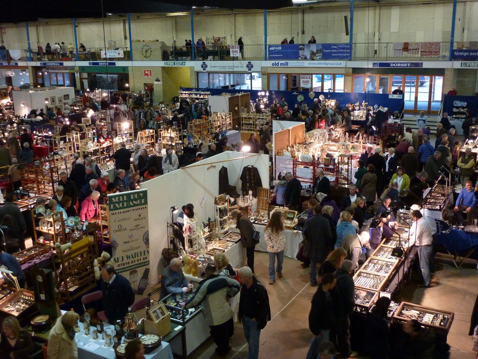 Shepton Mallet - Antiques, Vintage & Collectors Fair