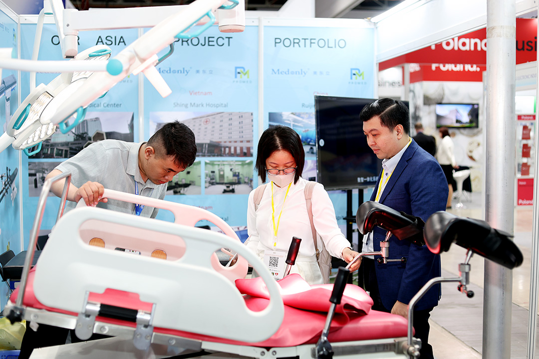 PHARMED & HEALTHCARE VIETNAM