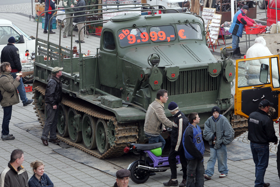 Oldtimer Trefen & Teilemarkt Riesa 图片 2