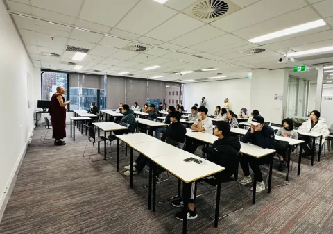 澳津教育集团 产品图 2