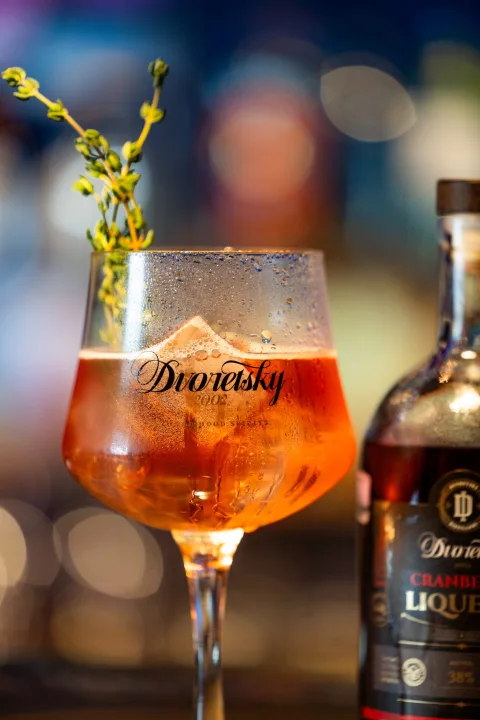 Dvoretsky Distillery 产品图 1