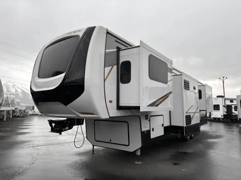 C&R Trailer Sales 产品图 2